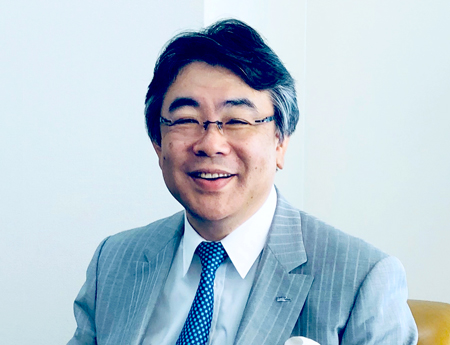 代表取締役社長　西田晴彦